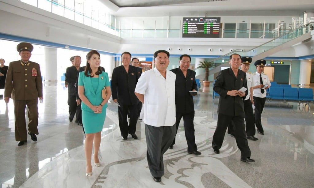 Ким Чен Ын посетил новый терминал в Пхеньянском аэропорту